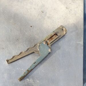 ilco plastic key head insertion tool